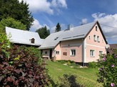 Exkluzivně, prodej zařízeného RD, 3+1, pozemek 3265m2, stodola, les, Krásné – Tři Sekery