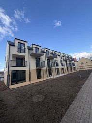Pronájem bytu, 1+kk, 42.77m² + zahrada 69m² …